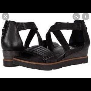 Miz Mooz, Trace wedge sandal